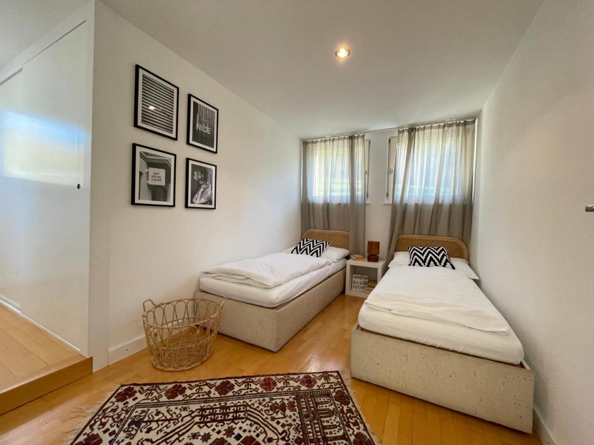 Villa Mit Traumhaftem Blick Uber Den Bodensee ブレゲンツ エクステリア 写真
